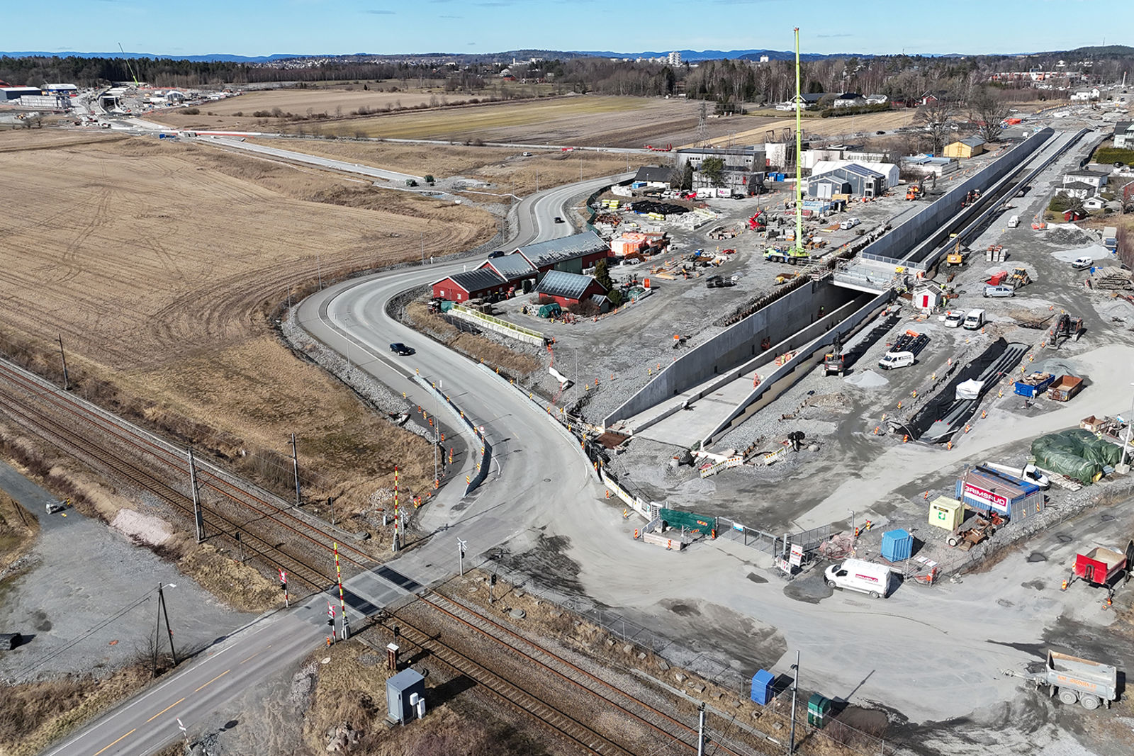 Dronefoto av Larkollveien kulvert. 