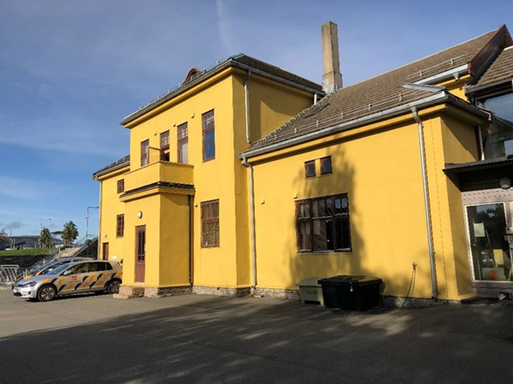 Lademoen stasjon fotografert på en sommerdag