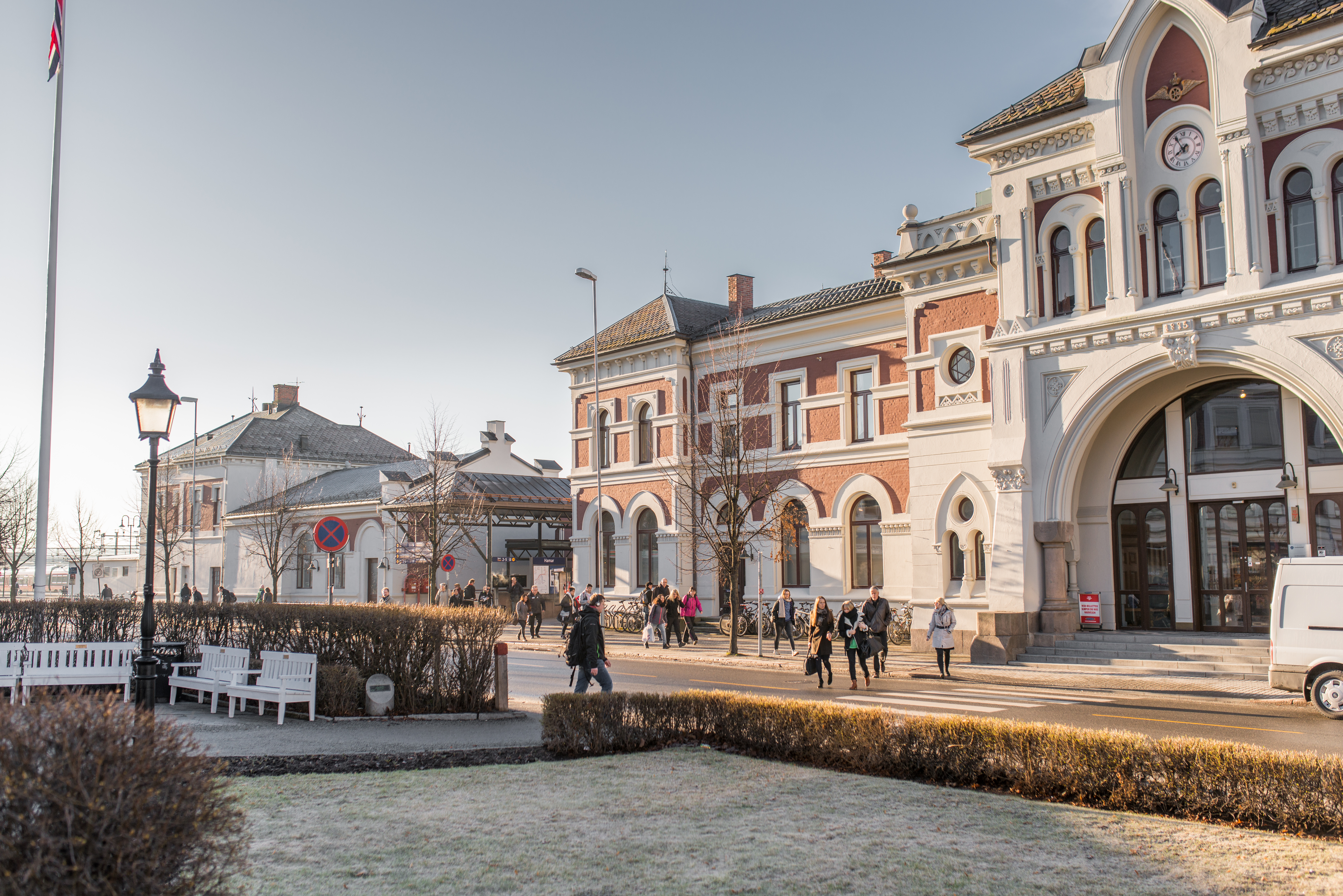 Hamar stasjon forfra