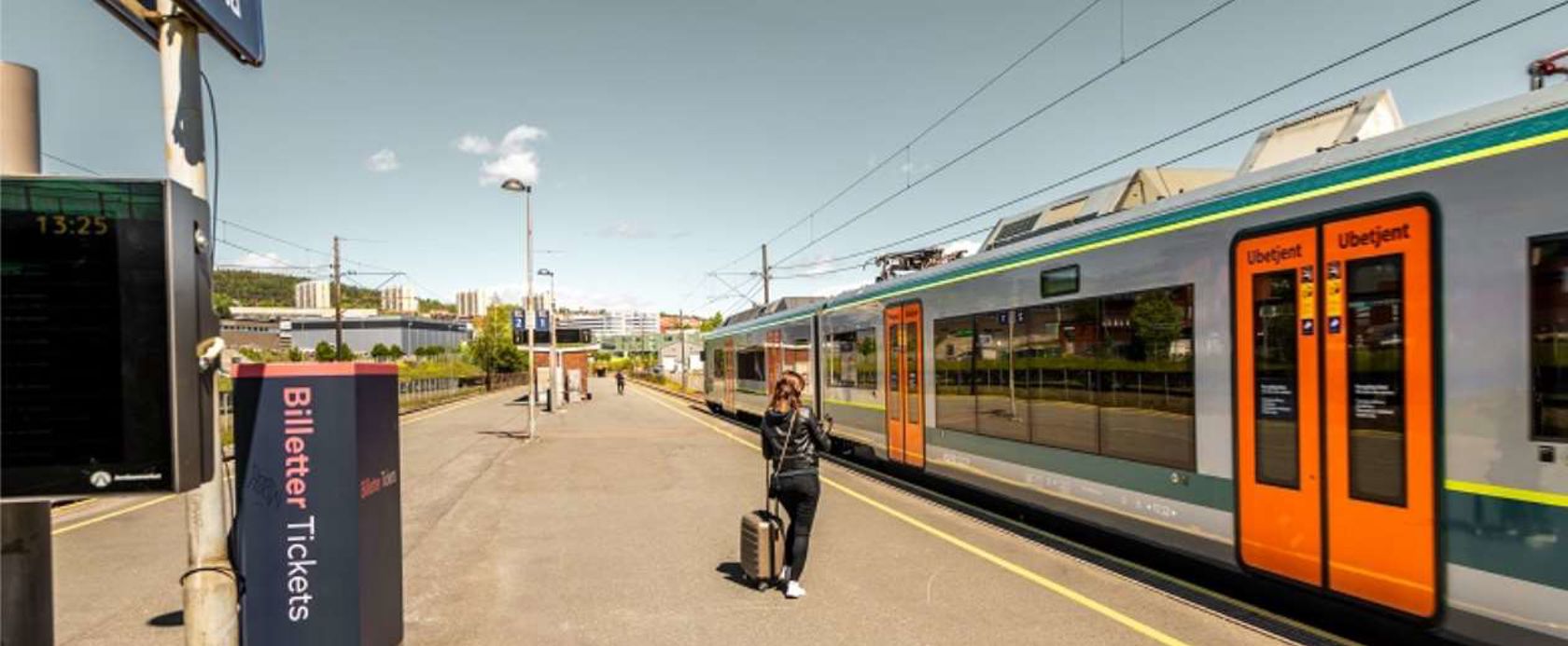 Eksteriør på Alna holdeplass' perrong