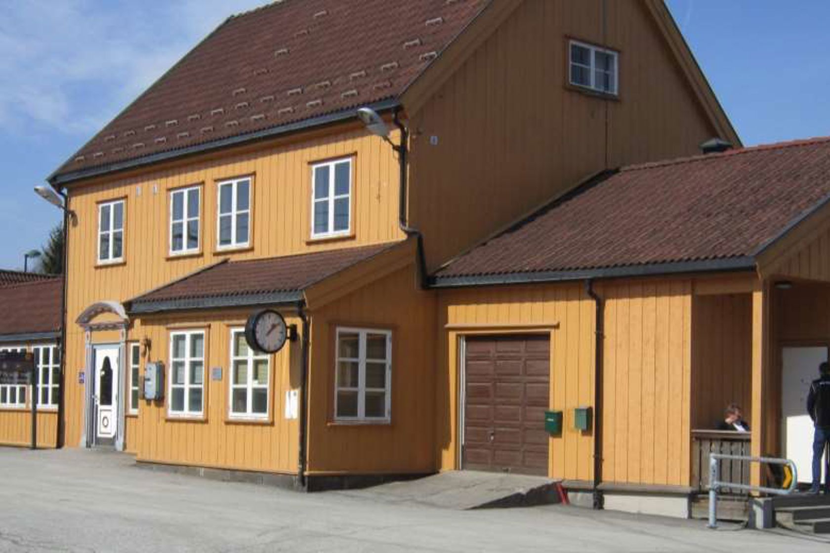 Exterior view of Bø station