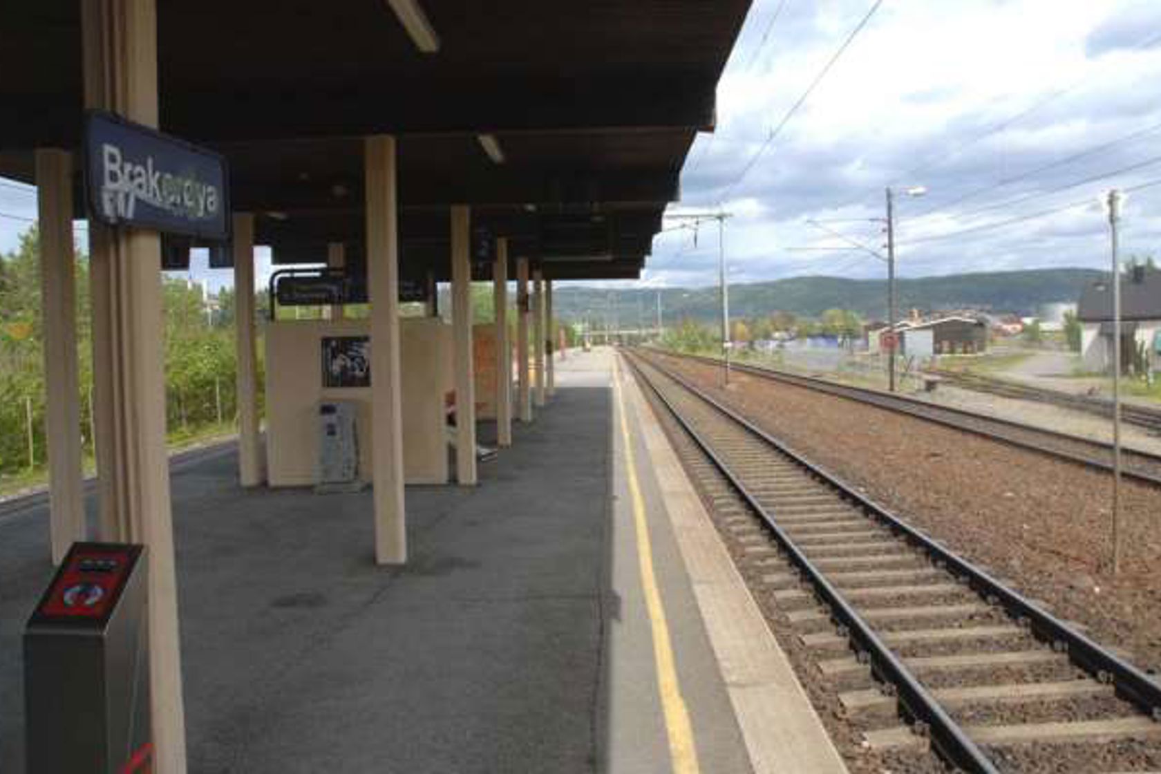 Eksteriørbilde av Brakerøya stasjon