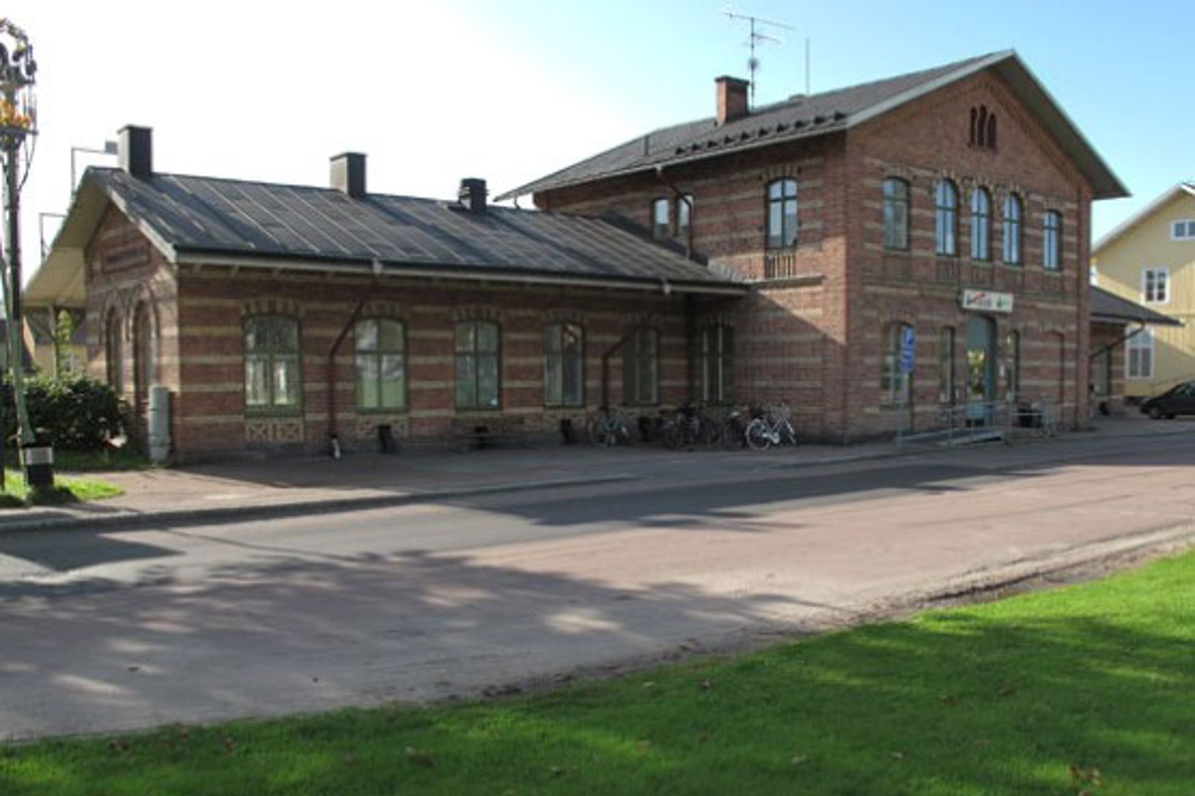 Eksteriørbilde av Charlottenberg stasjon