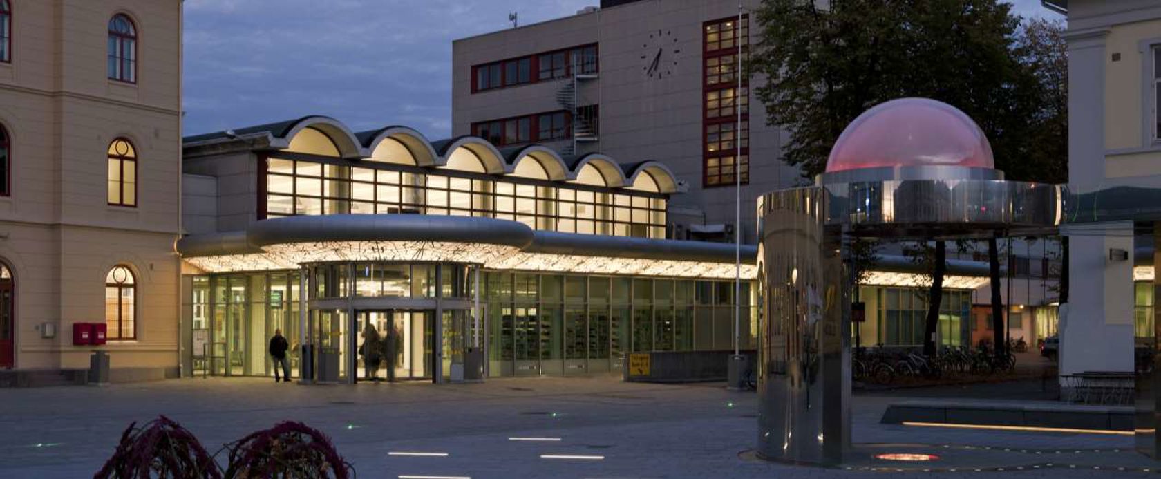Exterior view of Drammen station