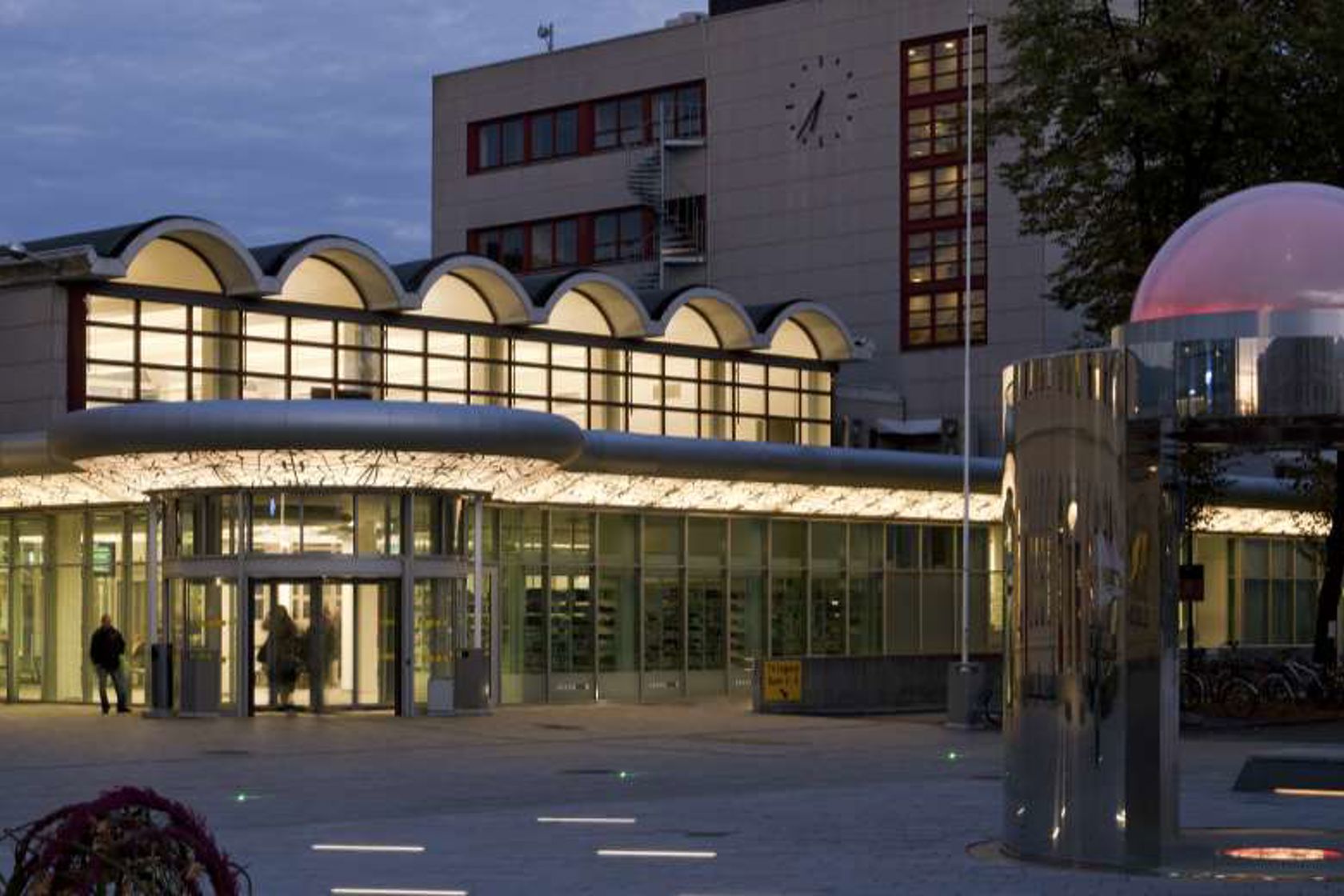 Exterior view of Drammen station