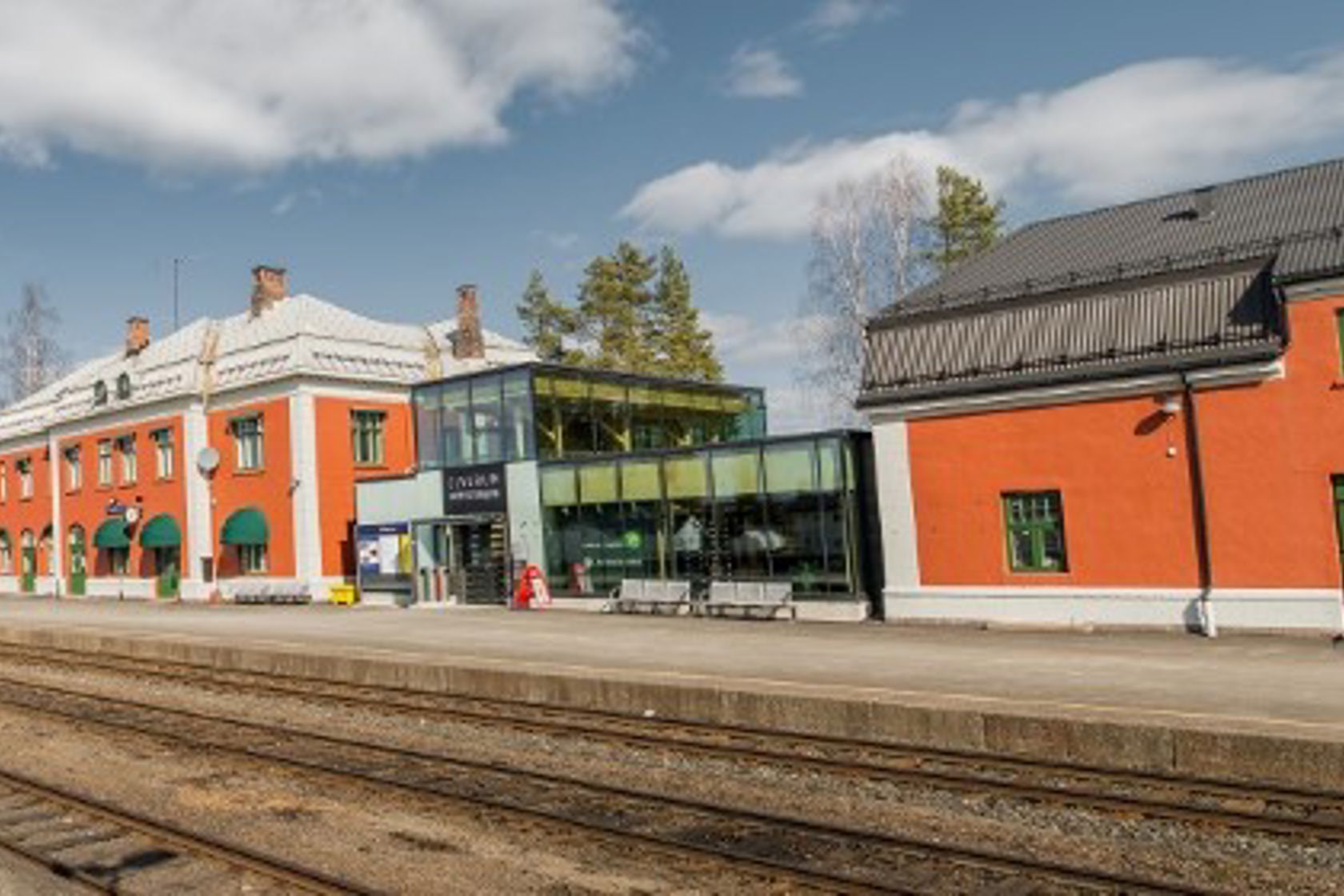 Exterior view of Elverum station