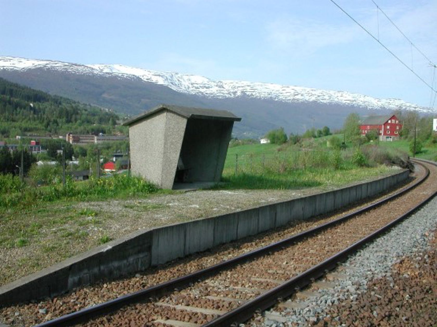 Eksterørbilde av Gjerdåker stasjon