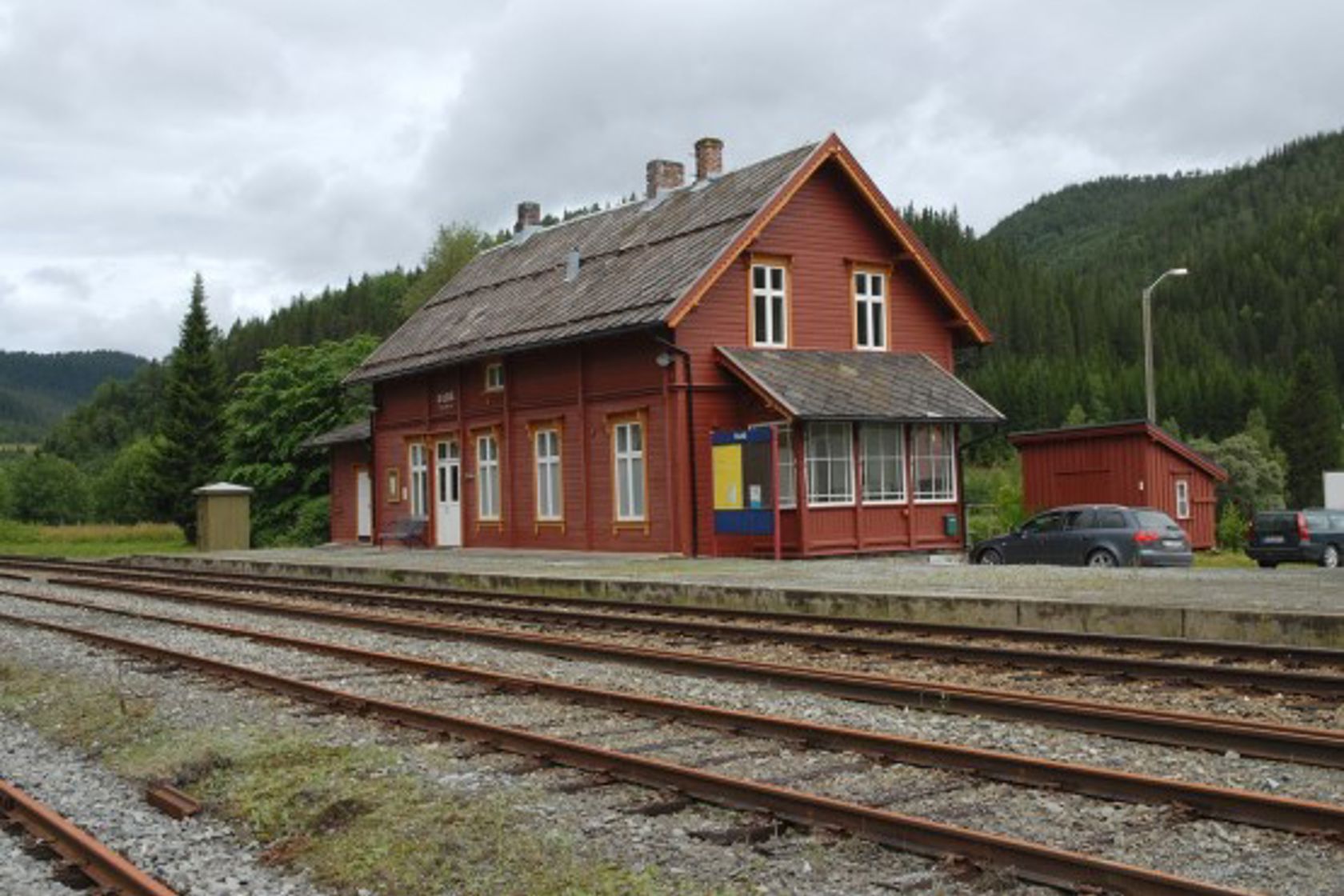 Exterior view of Gudå station