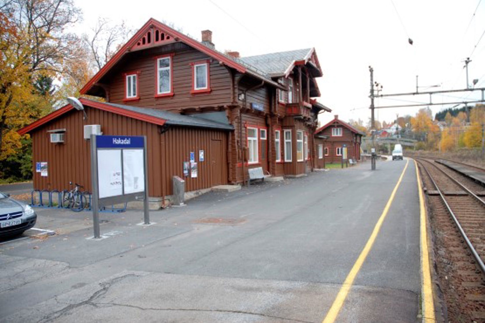 Eksteriørbilde av Hakadal stasjon