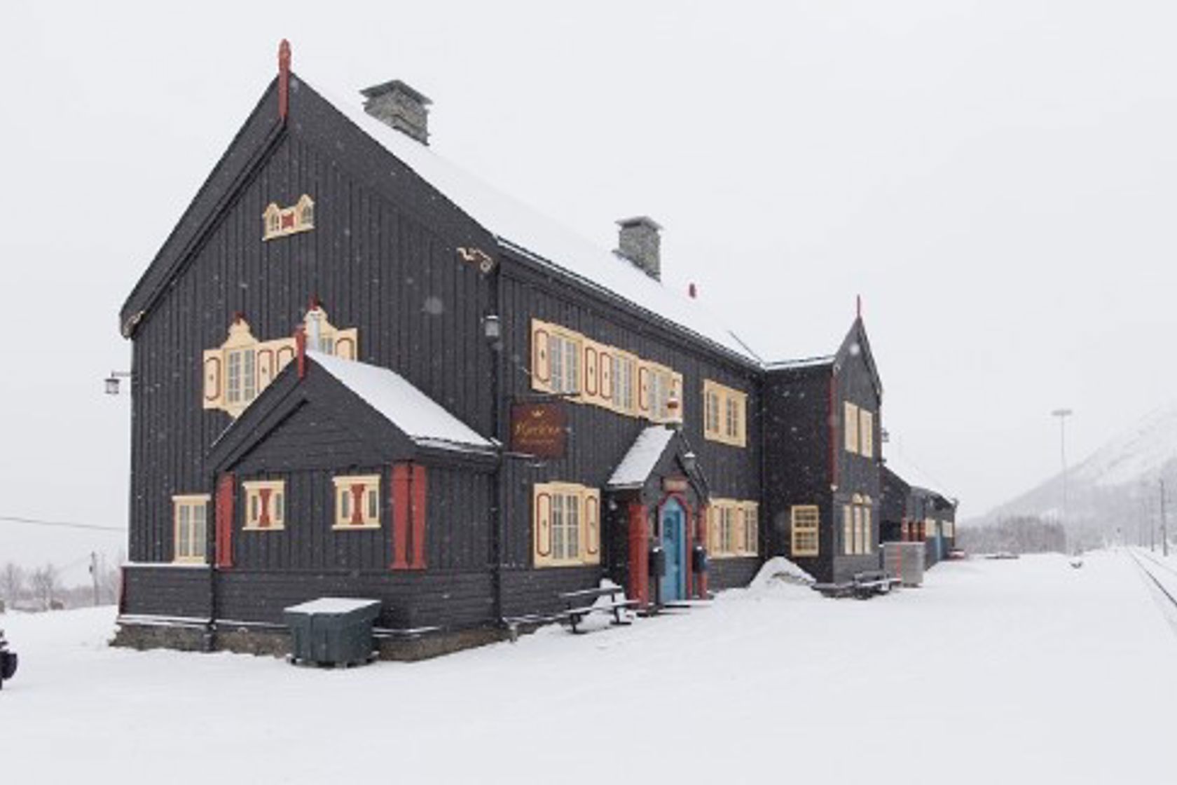 Exterior view of Hjerkinn station