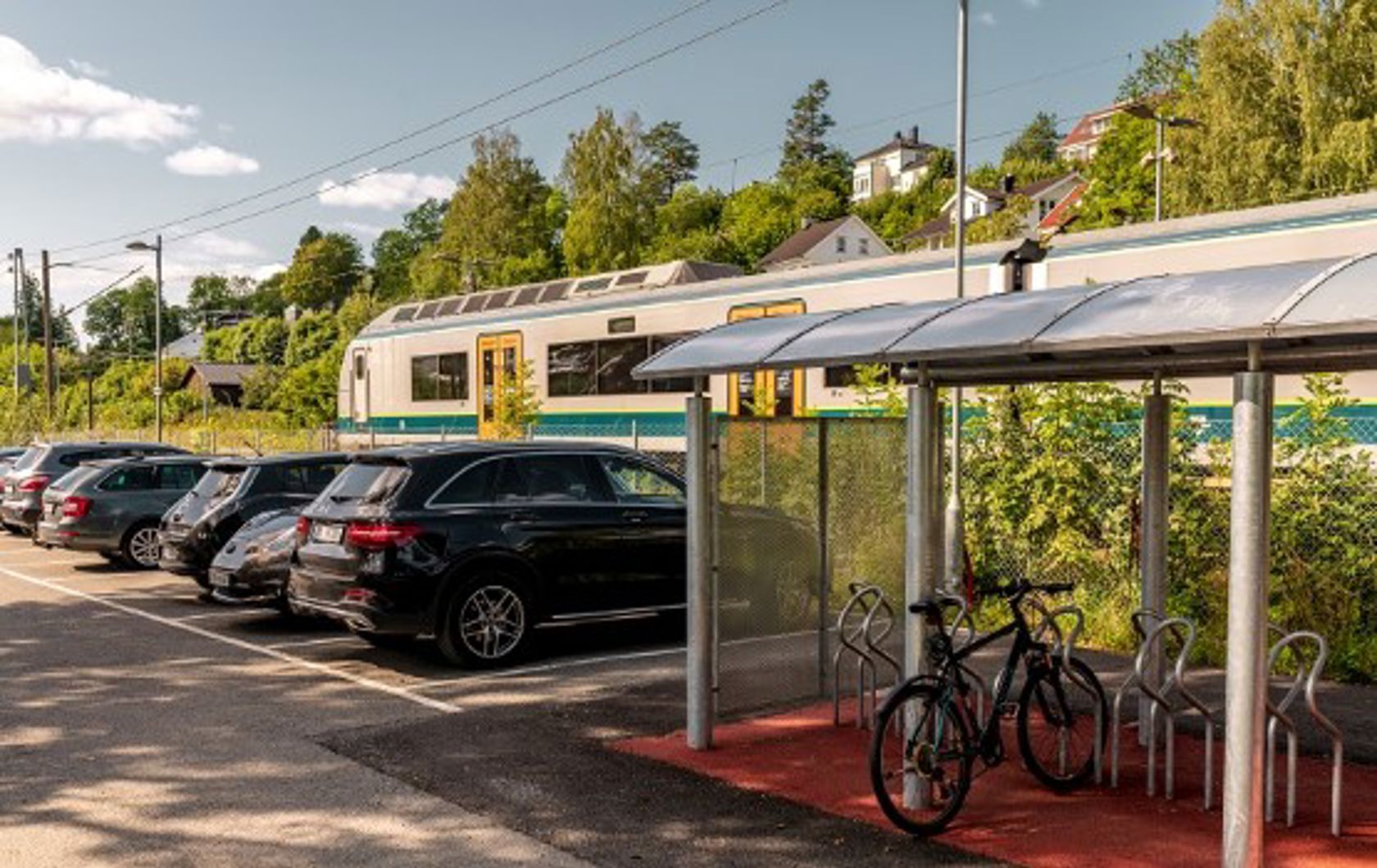 Eksteriørbilde av Høn holdeplass