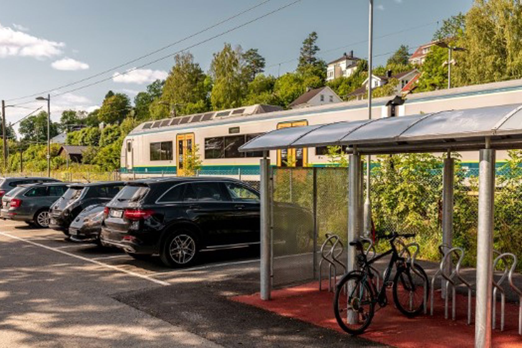 Eksteriørbilde av Høn holdeplass