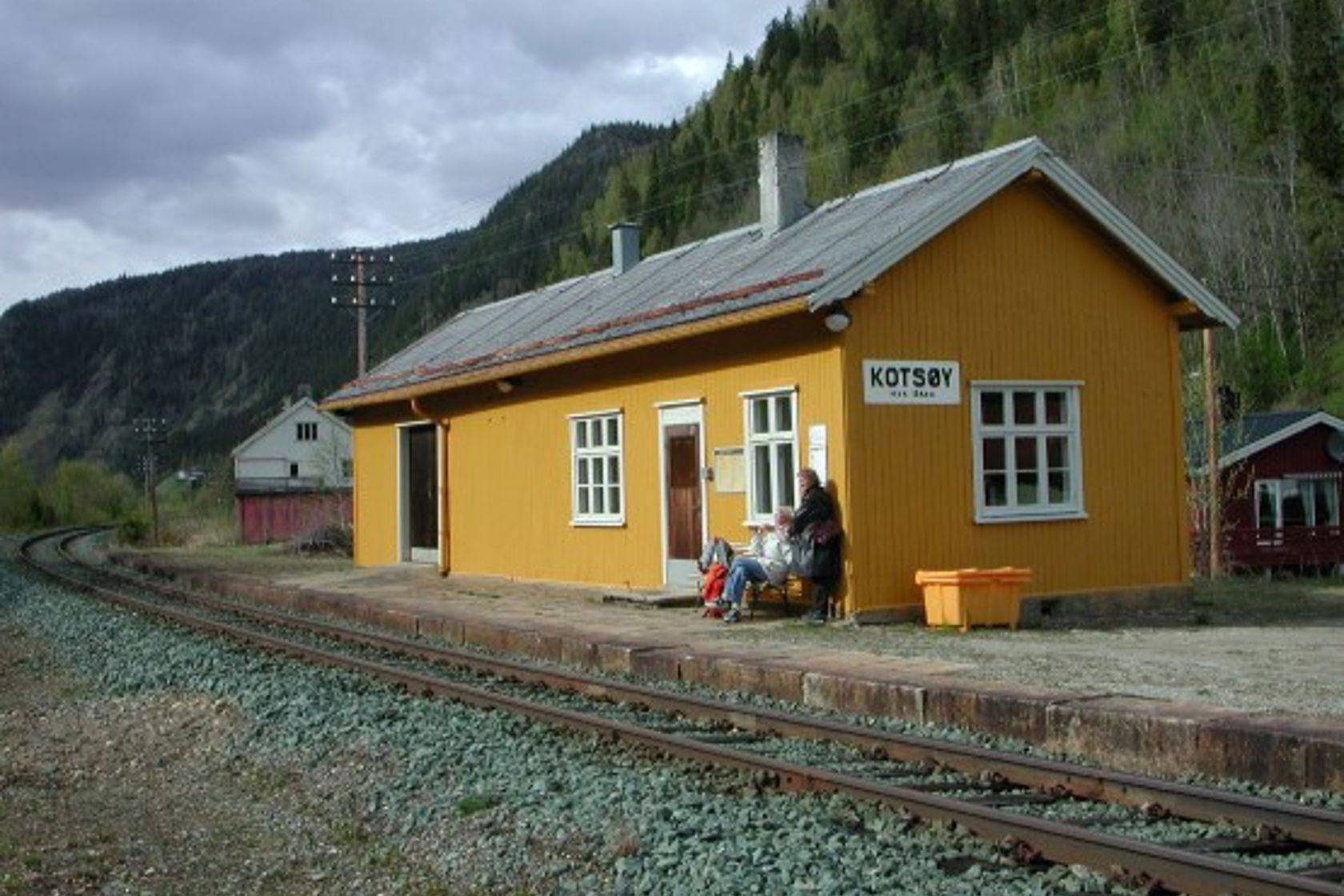 Eksteriørbilde av Kotsøy stasjon