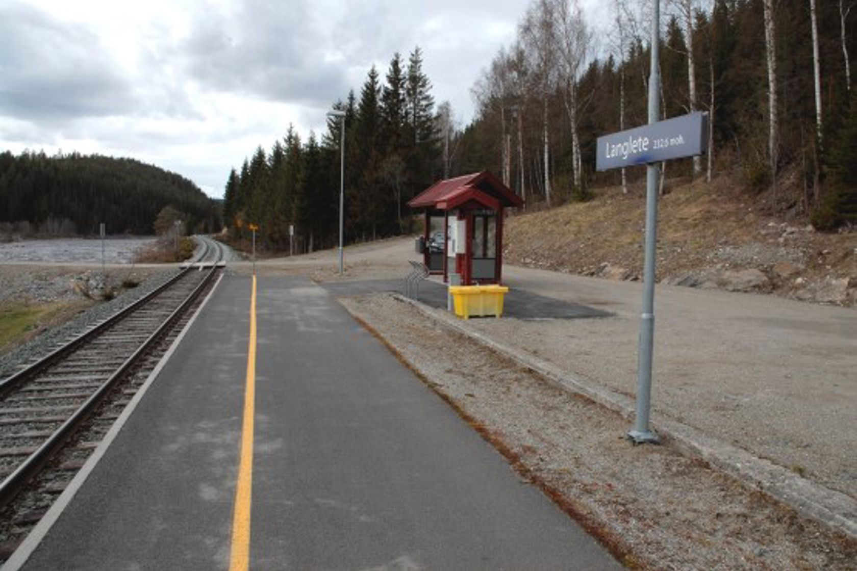 Eksteriørbilde av Langlete holdeplass