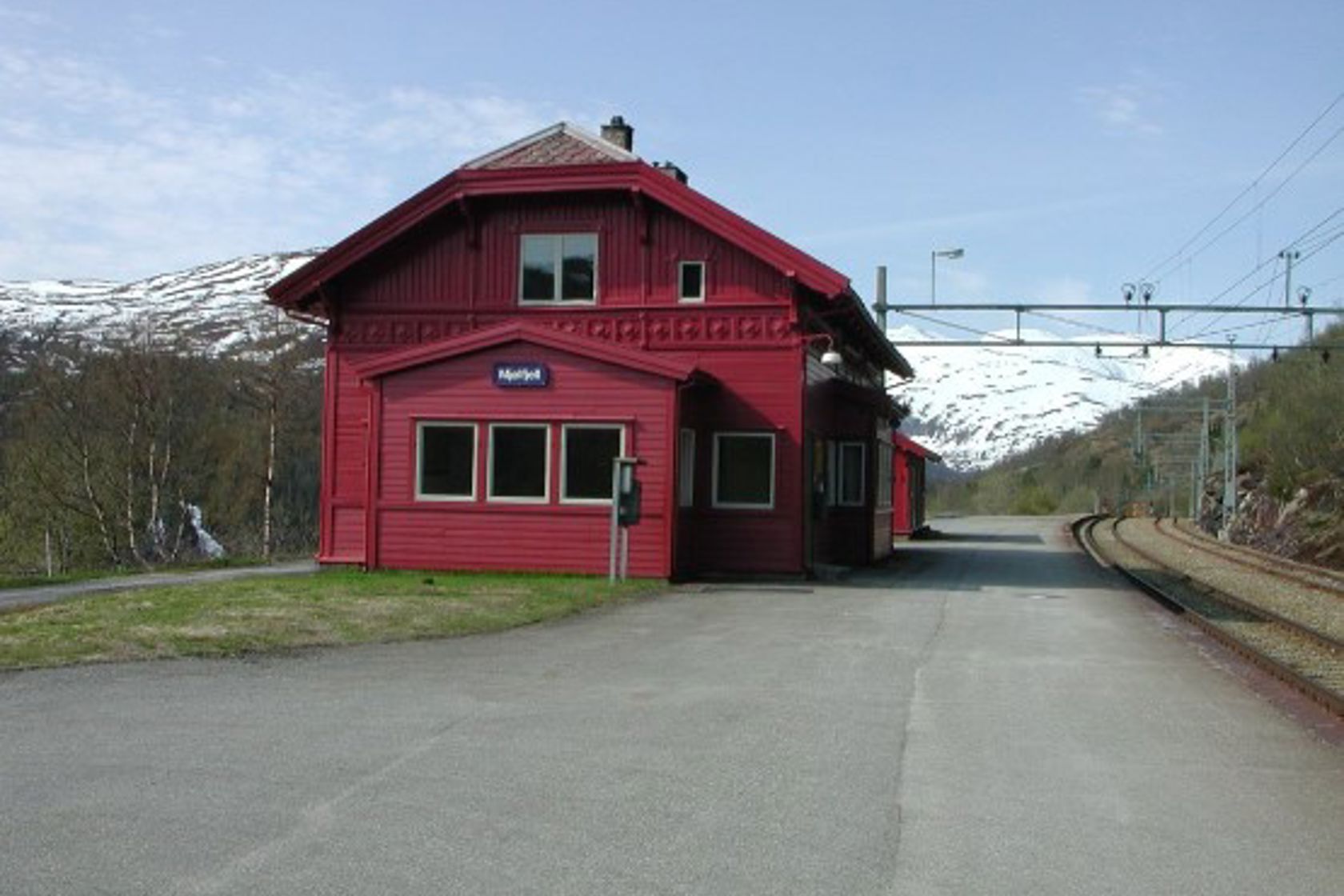 Exterior view of Mjølfjell station