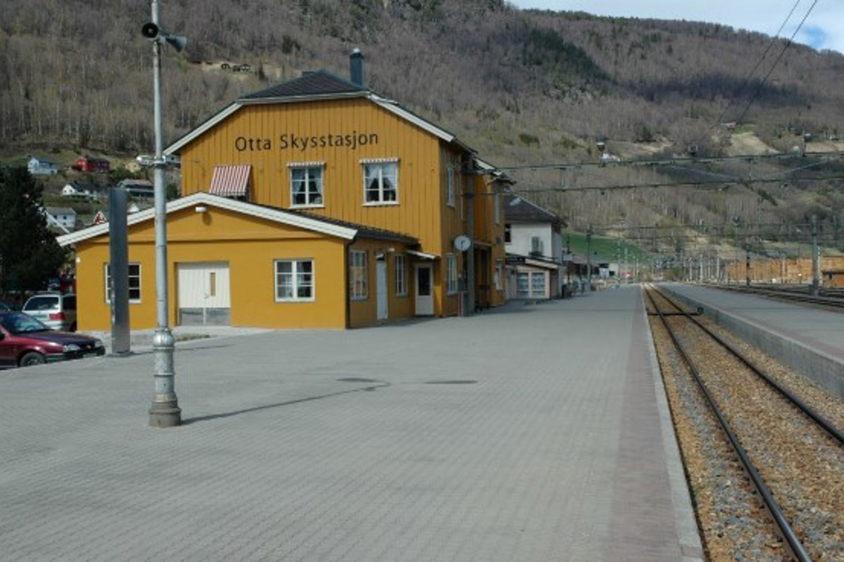 Exterior view of Otta station