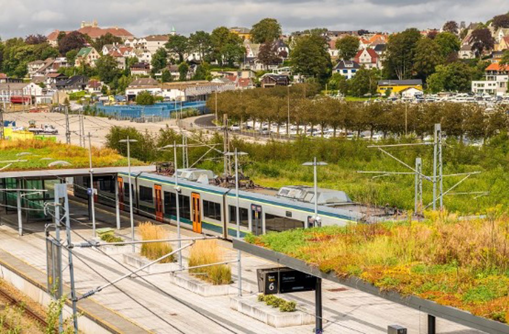 Overview of the Paradis stop