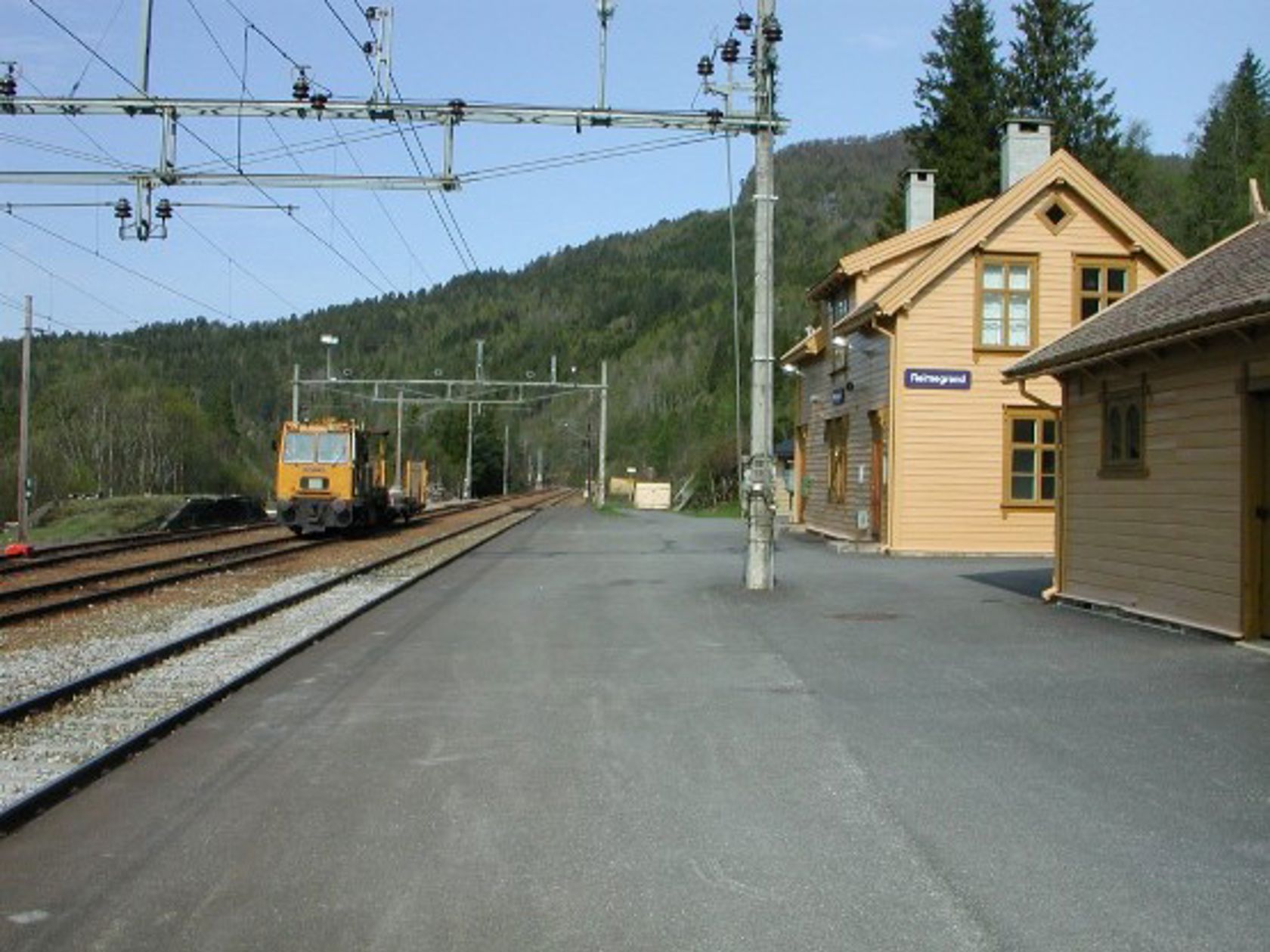 Exterior view of Reimegrend station