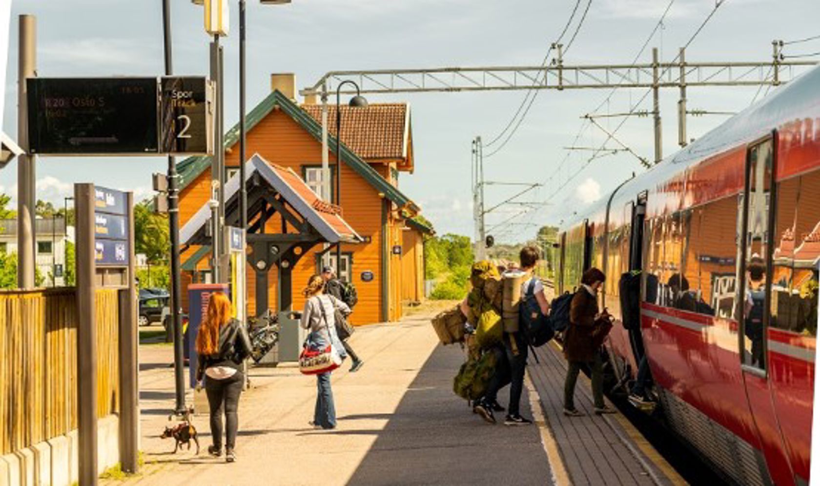 Eksteriørfoto av Rygge stasjon