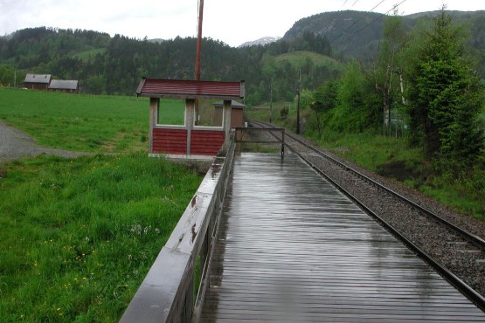 Exterior view of Seimsgrend station