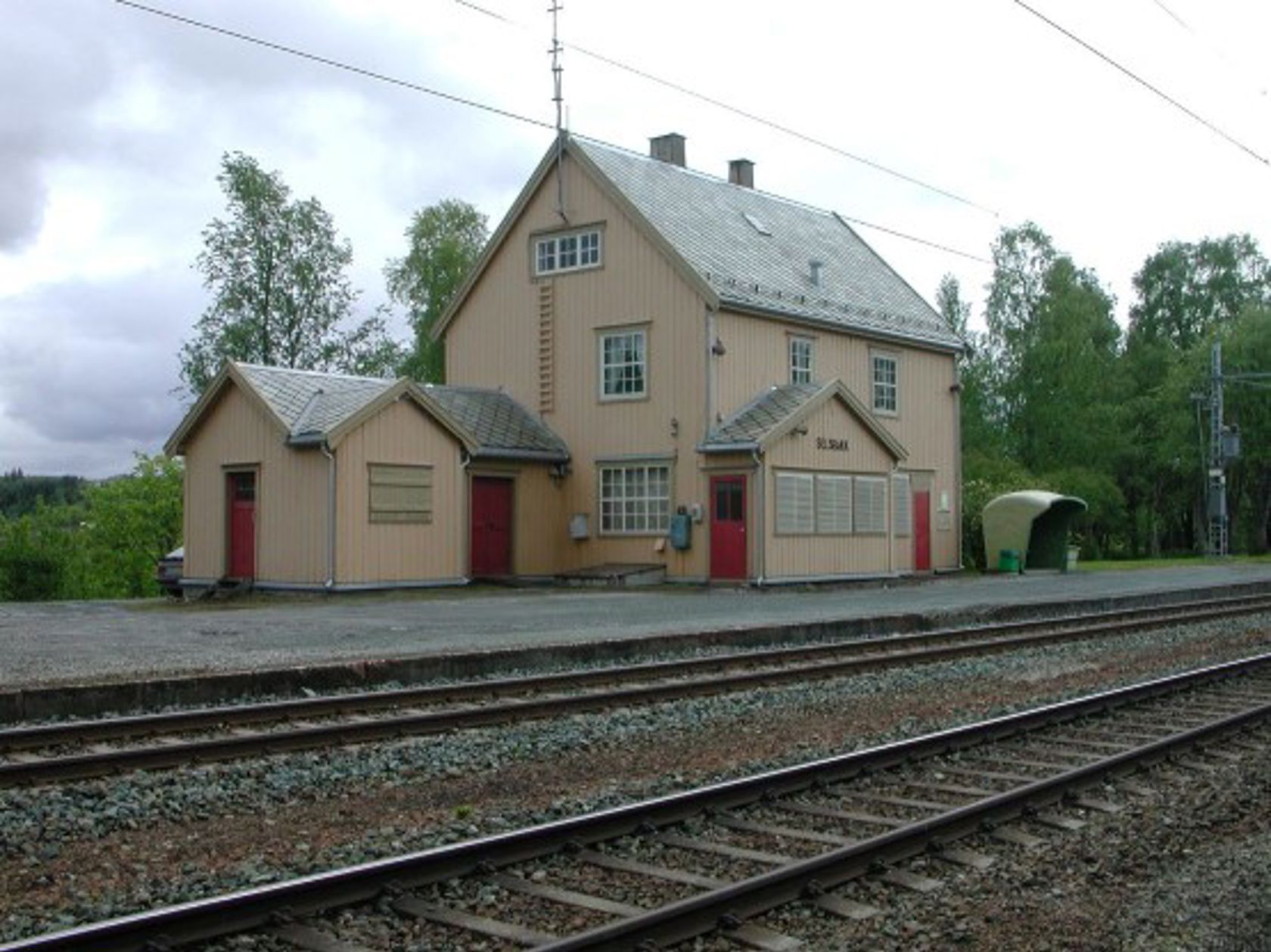 Eksteriørfoto av Selsbakk stasjon