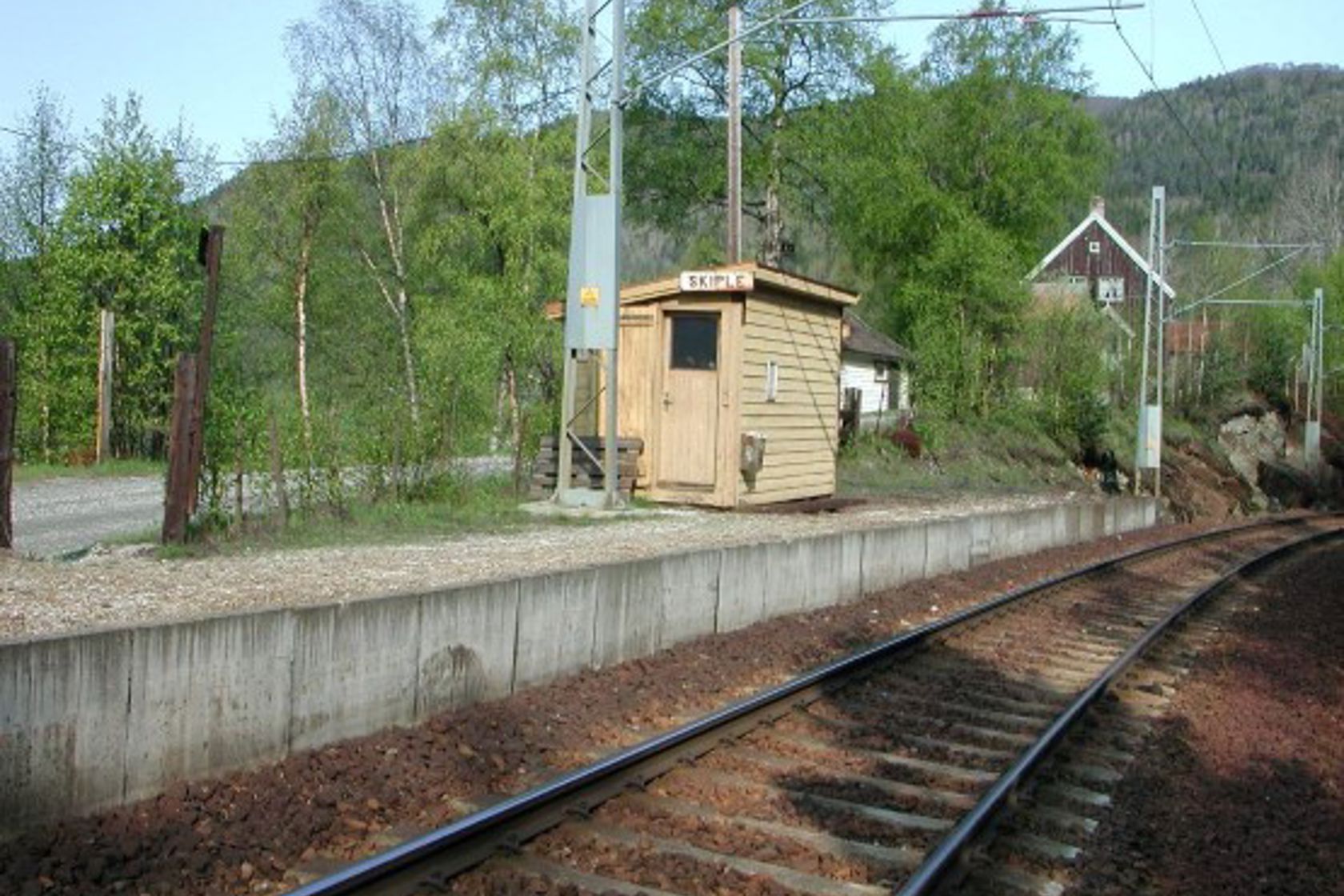 Exterior view of Skiple stop