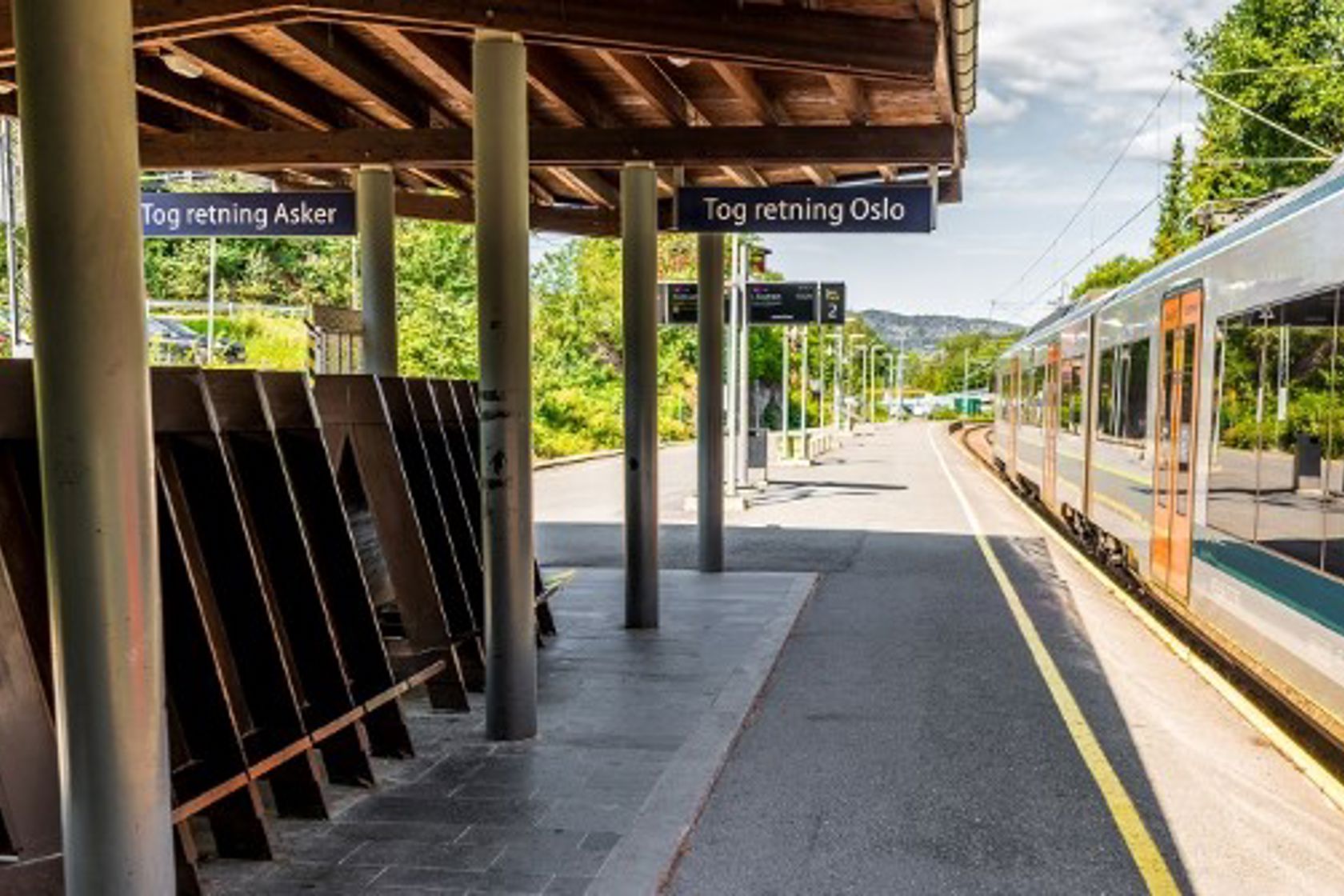 Exterior view of Slependen stop