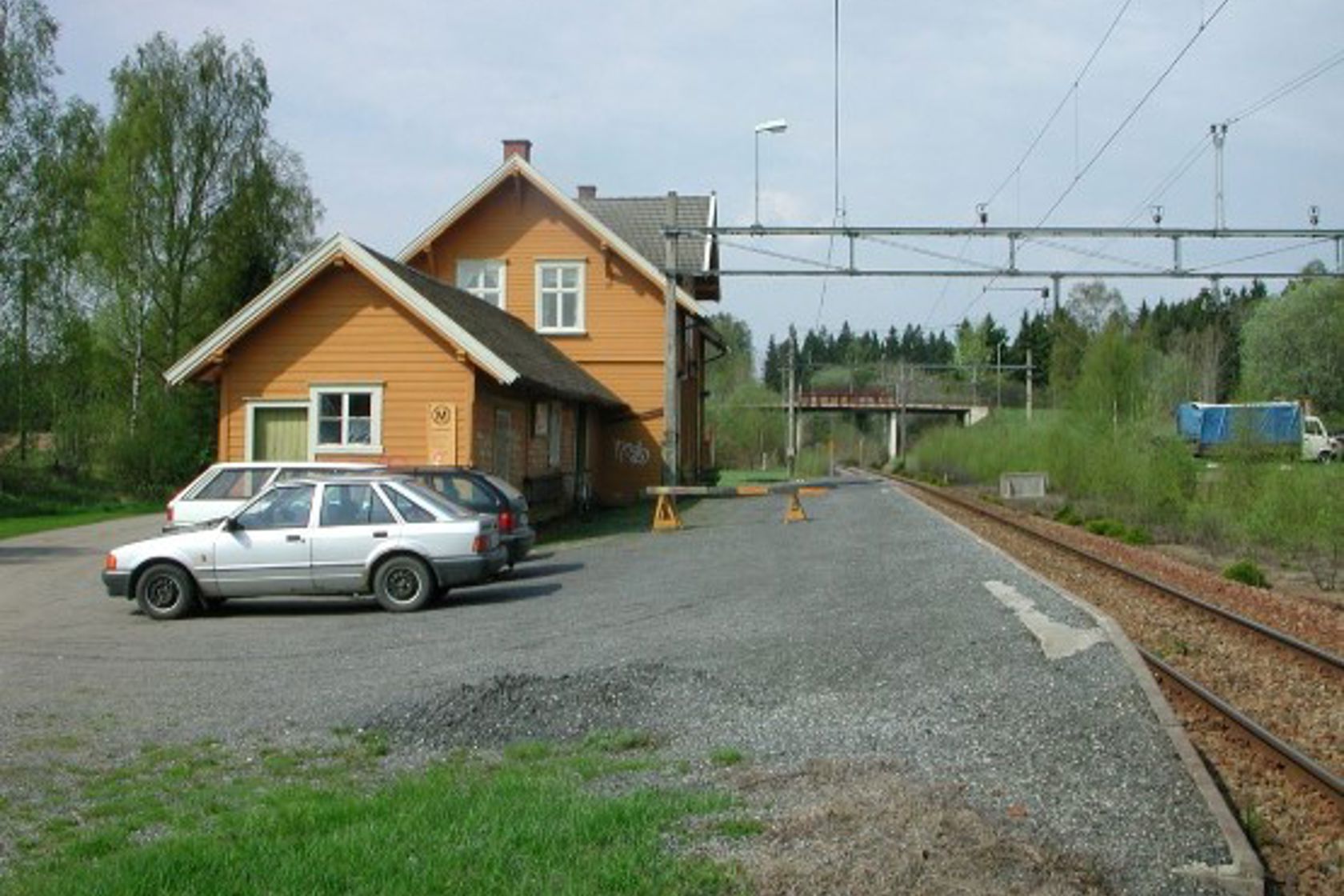 Eksteriørfoto av Slitu holdeplass