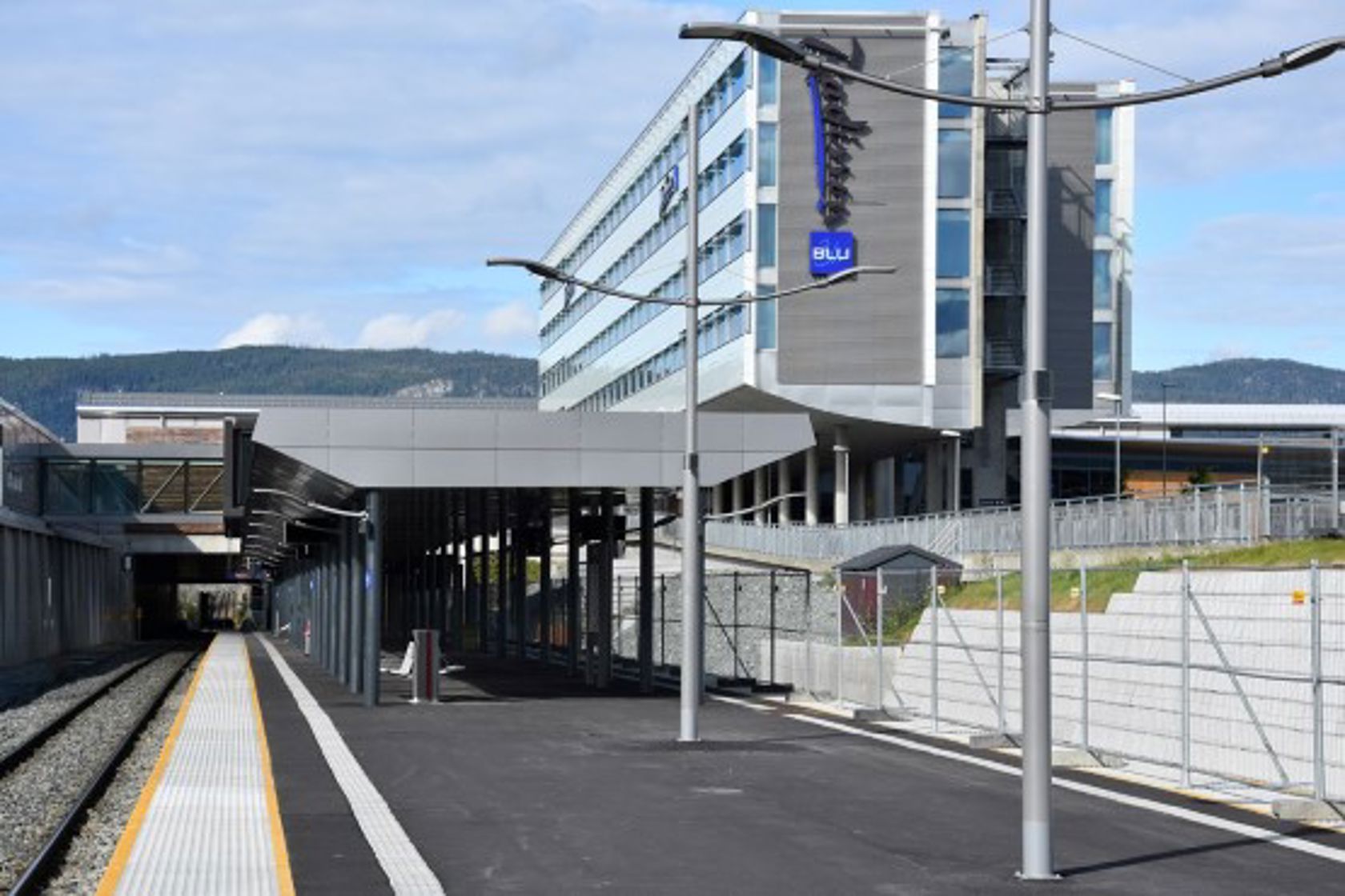 Exterior view of Trondheim Airport stop