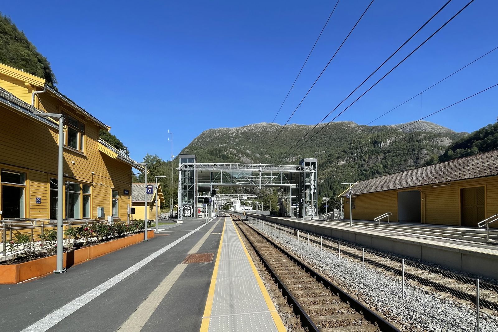 Eksteriørbilde av Dale stasjon