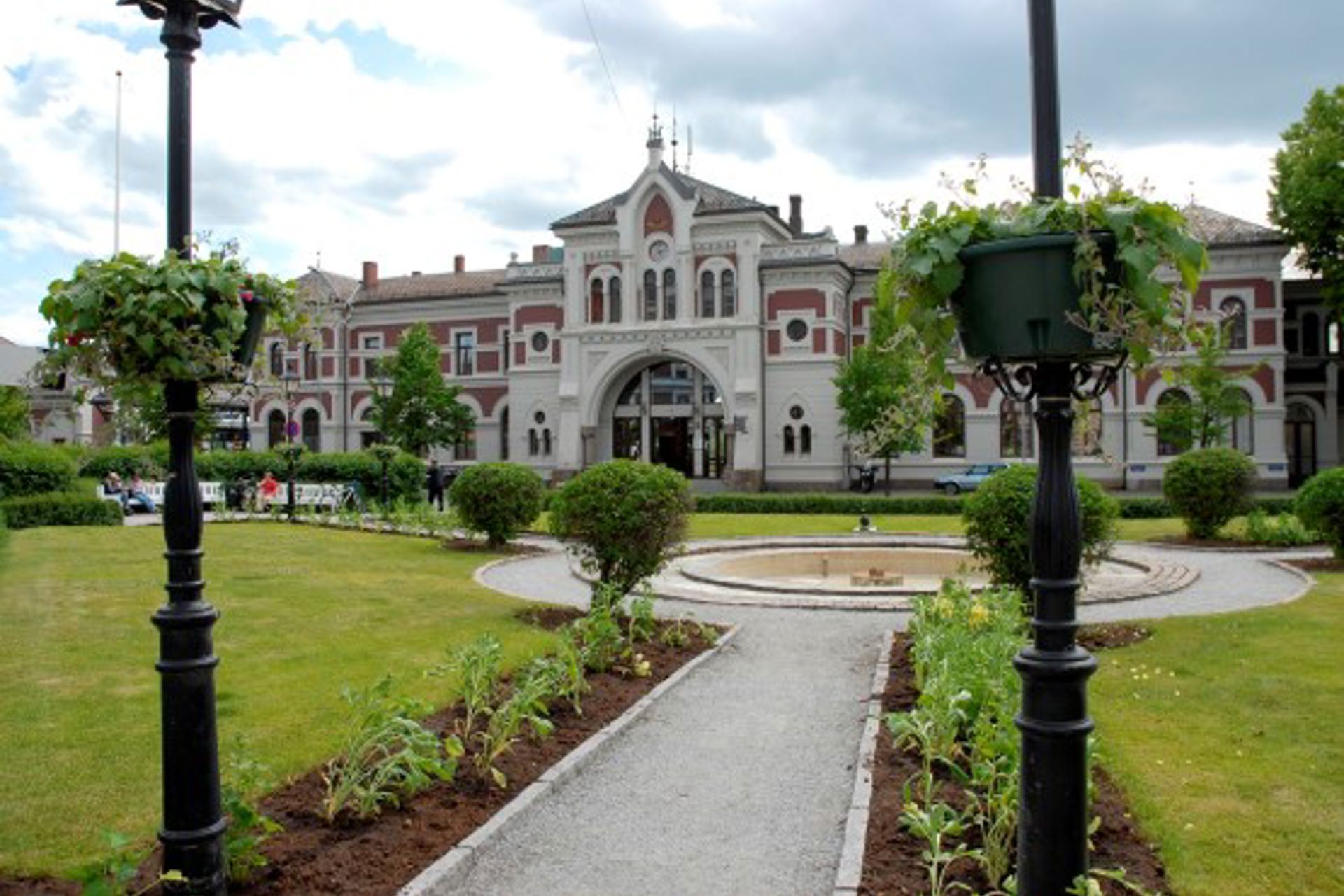 Eksteriørbilde av Hamar stasjon