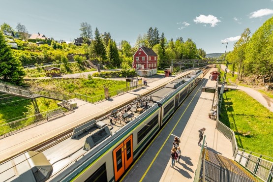 Høybråten stasjon