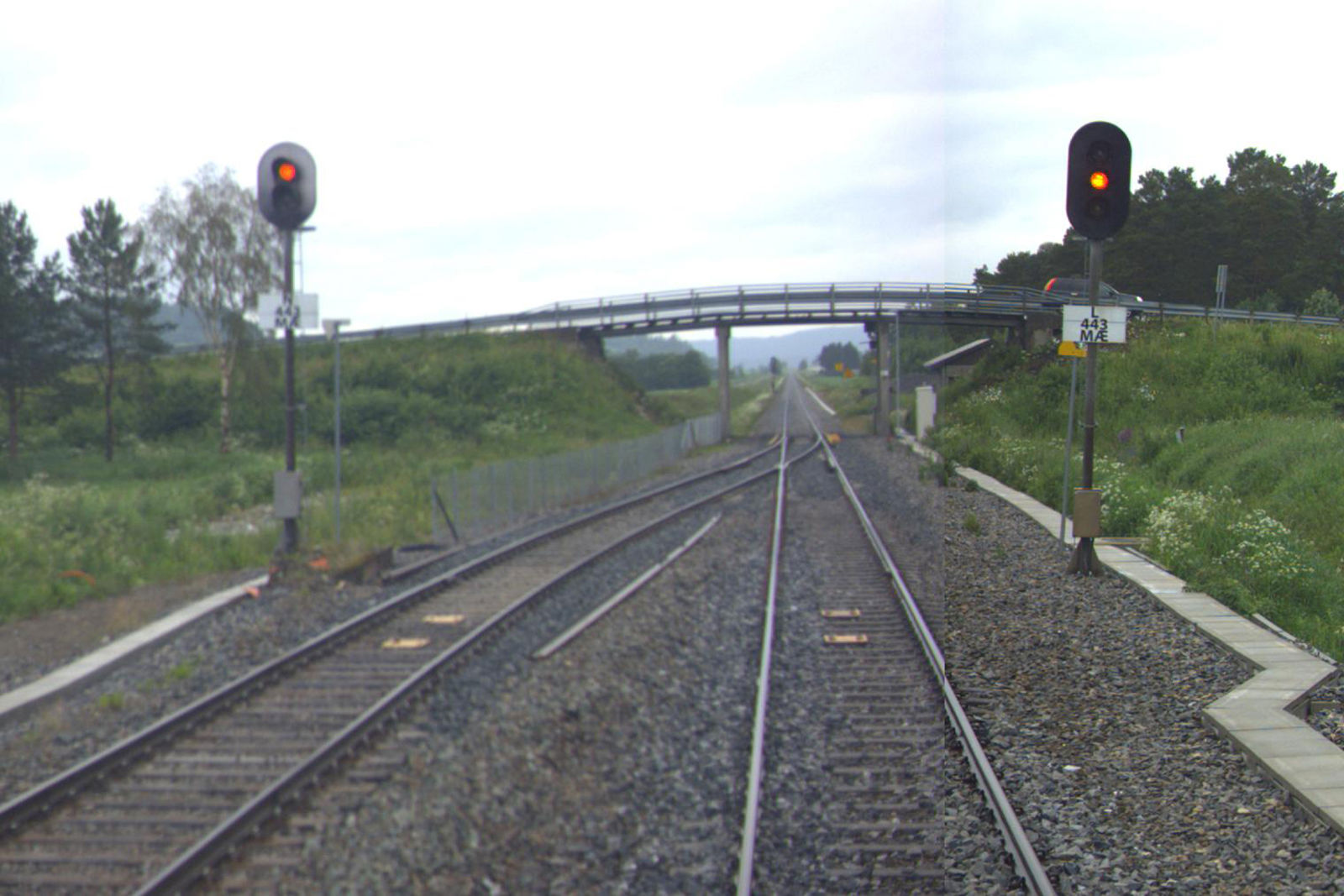 Spor på Mære station