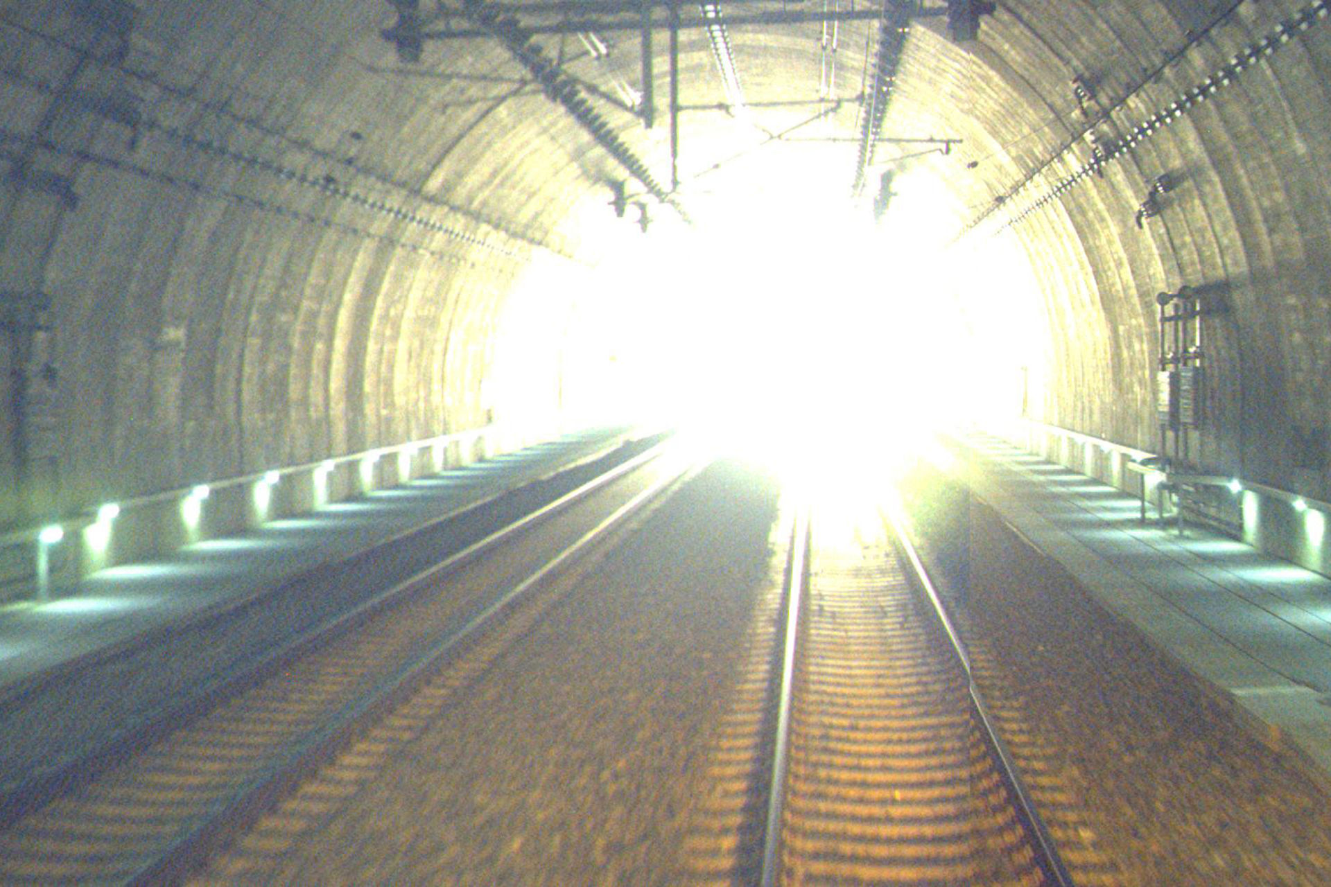 Tracks in tunnel at Nykirke station